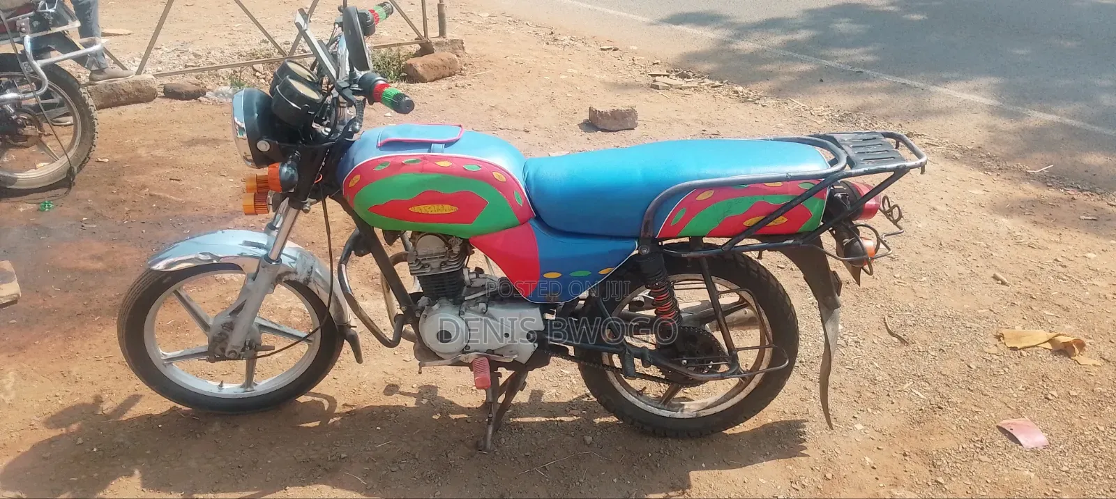 Bajaj Boxer 100 2021 Red