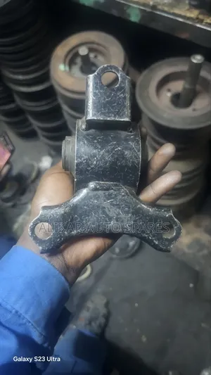 Honda Stepwagon/ Arier Gearbox Mounting