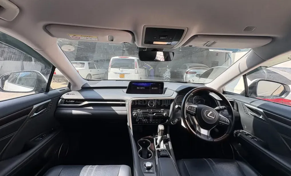 Lexus RX 2019 Pearl