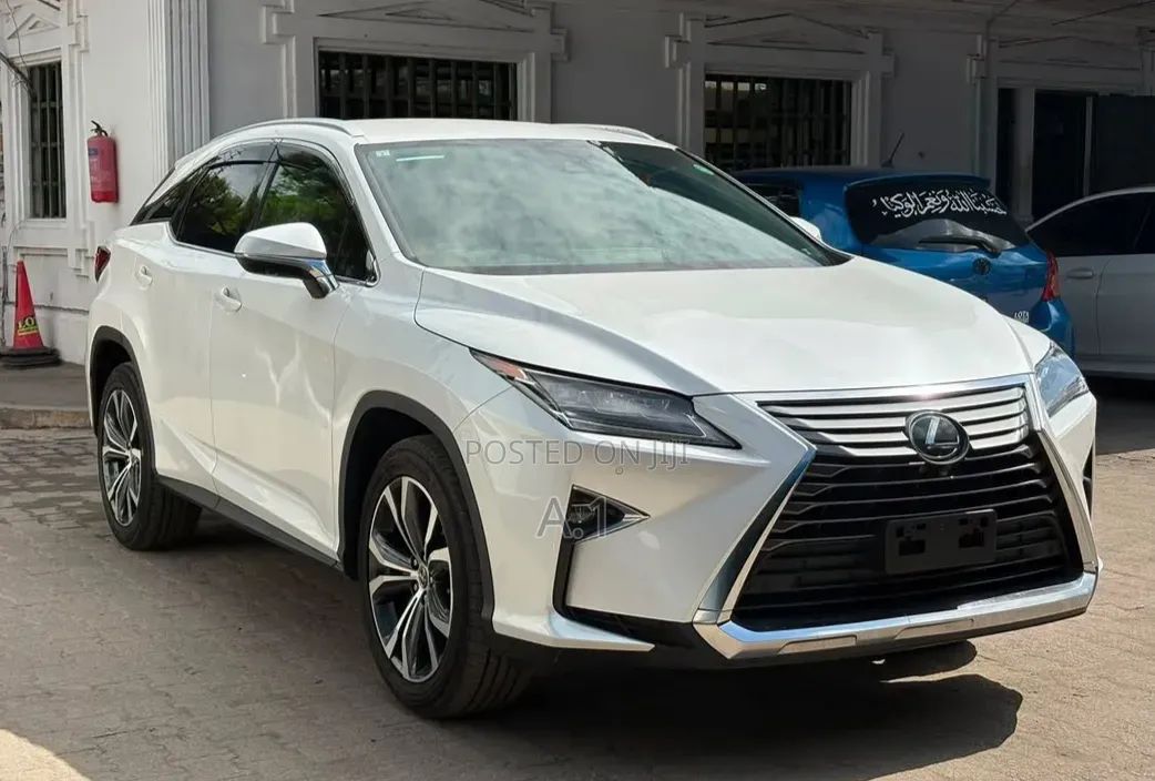 Lexus RX 2019 Pearl