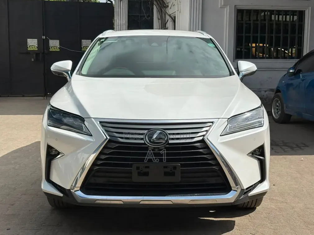 Lexus RX 2019 Pearl