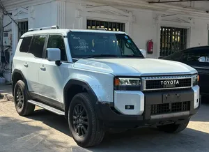 Toyota Land Cruiser Prado 2024 Pearl