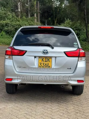 Toyota Corolla Fielder 2017 White