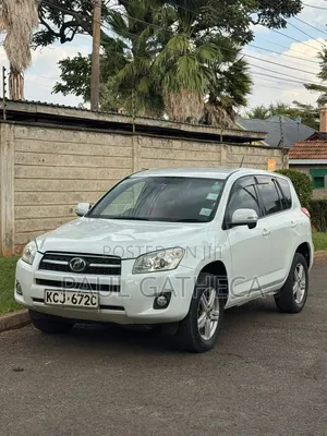 Toyota RAV4 2009 White