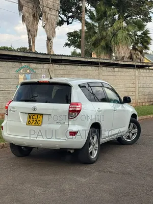 Toyota RAV4 2009 White