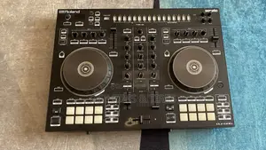 Serato Roland DJ-505 Controller