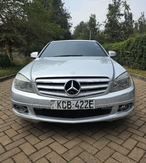 Mercedes-Benz C200 2008 Silver