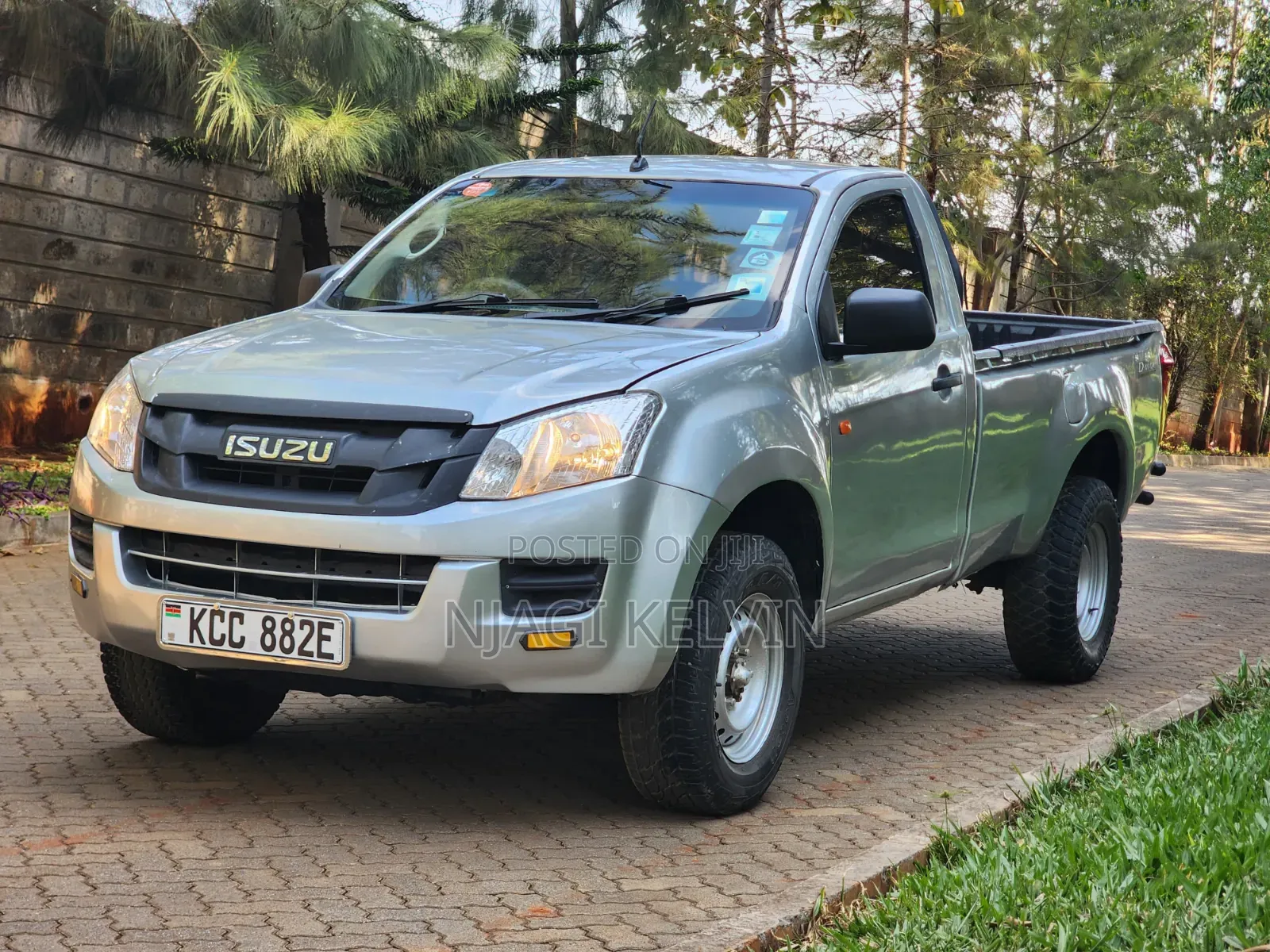 Isuzu D-MAX 2014 Gray
