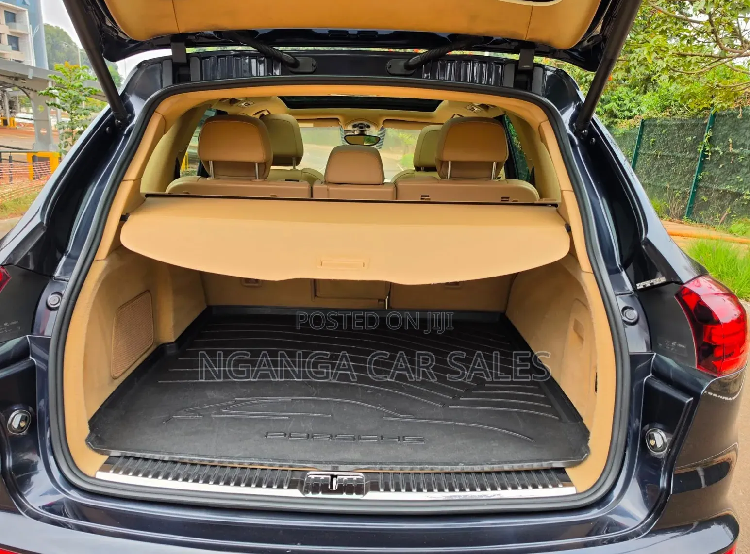 Porsche Cayenne 2015 Black