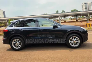 Porsche Cayenne 2015 Black