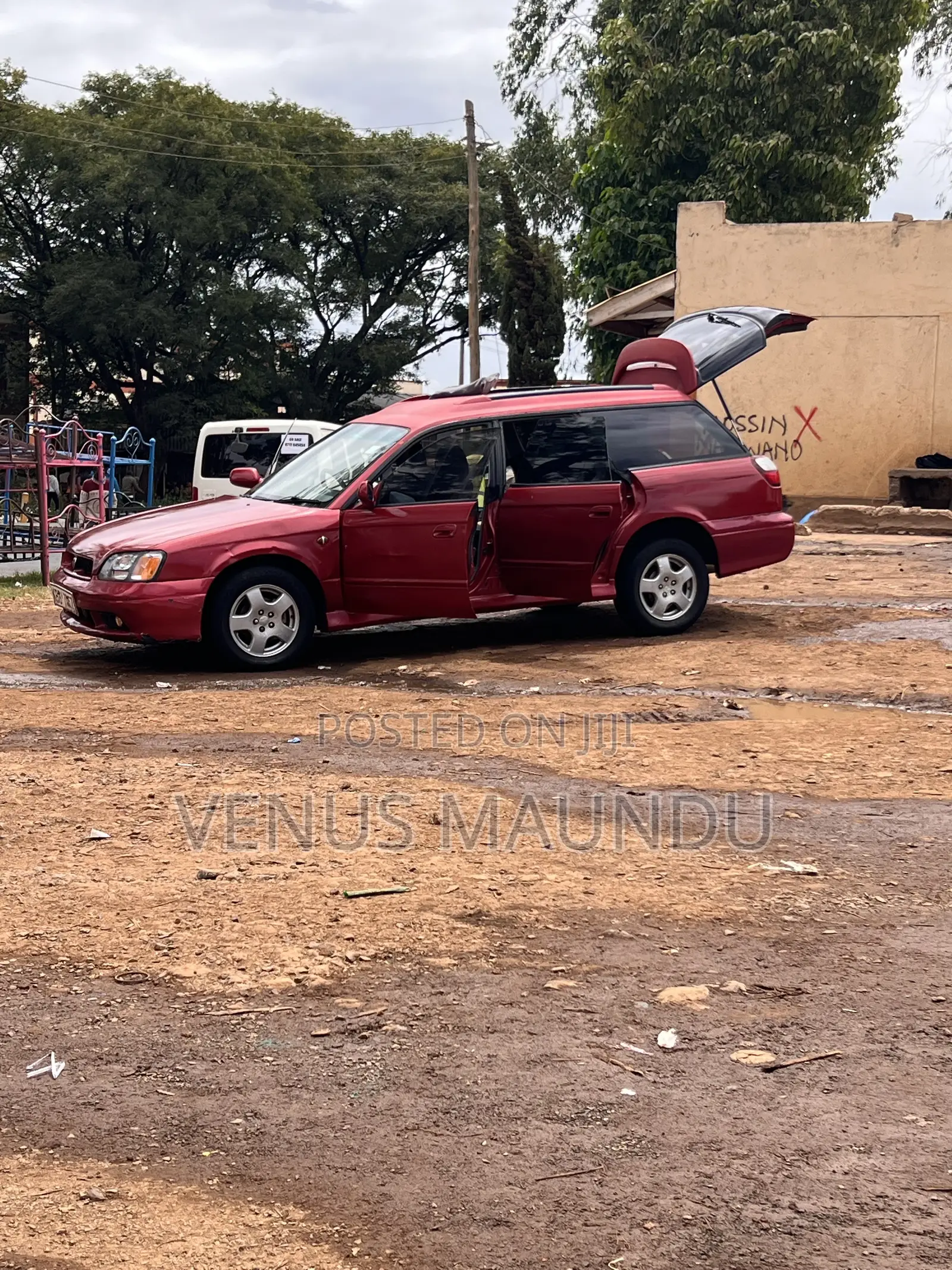 Subaru Legacy 2003 Maroon