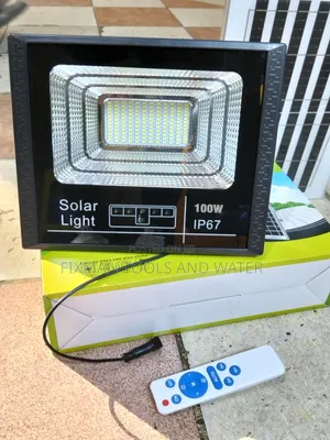 Automatic SOLAR FLOOD LIGHT IP 68 100 Watts With Remote