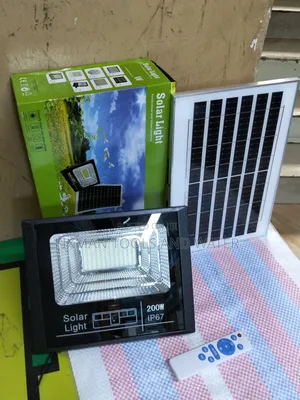 Best SOLAR FLOOD LIGHT 200 WATTS IP 68 With Remote