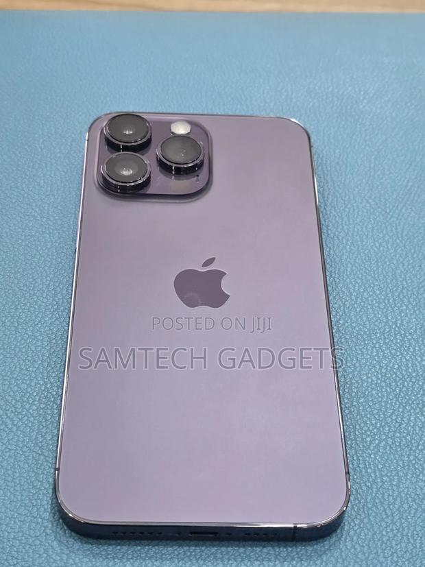 Apple iPhone 14 Pro Max 256 GB Purple - main view