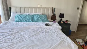 6by6 Bed and Matress
