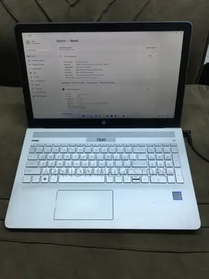 Laptop HP Pavilion 15 8GB Intel Core i5 HDD 1T