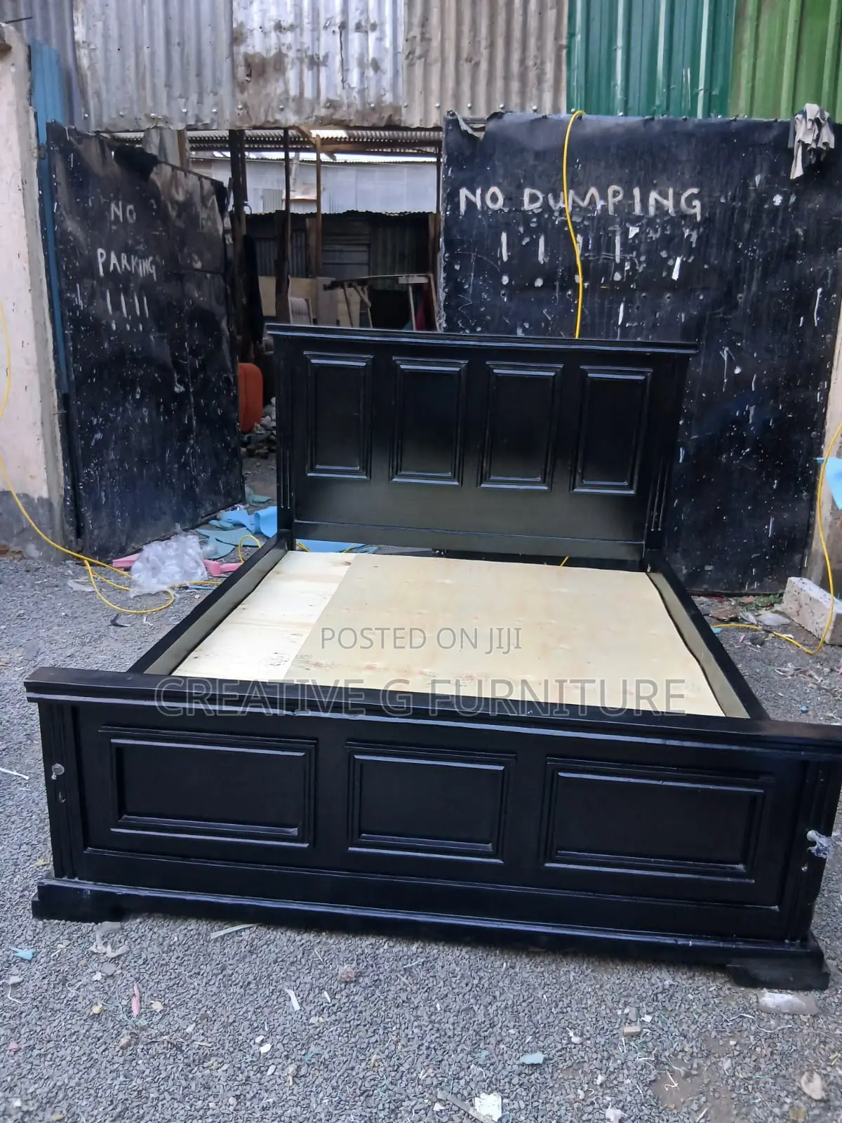 Black 5x6 Solid Wood Bed