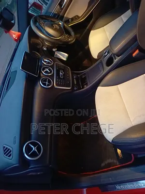 Mercedes-Benz A-Class 2015 Red