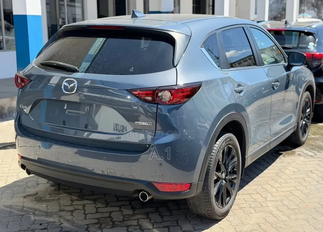 Mazda CX-5 2020 Blue