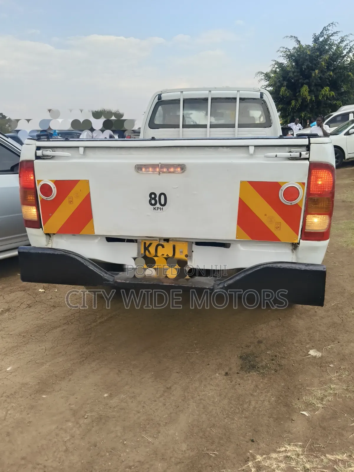 Toyota Hilux 2010 White