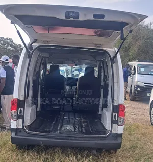 Nissan NP200 2014 White