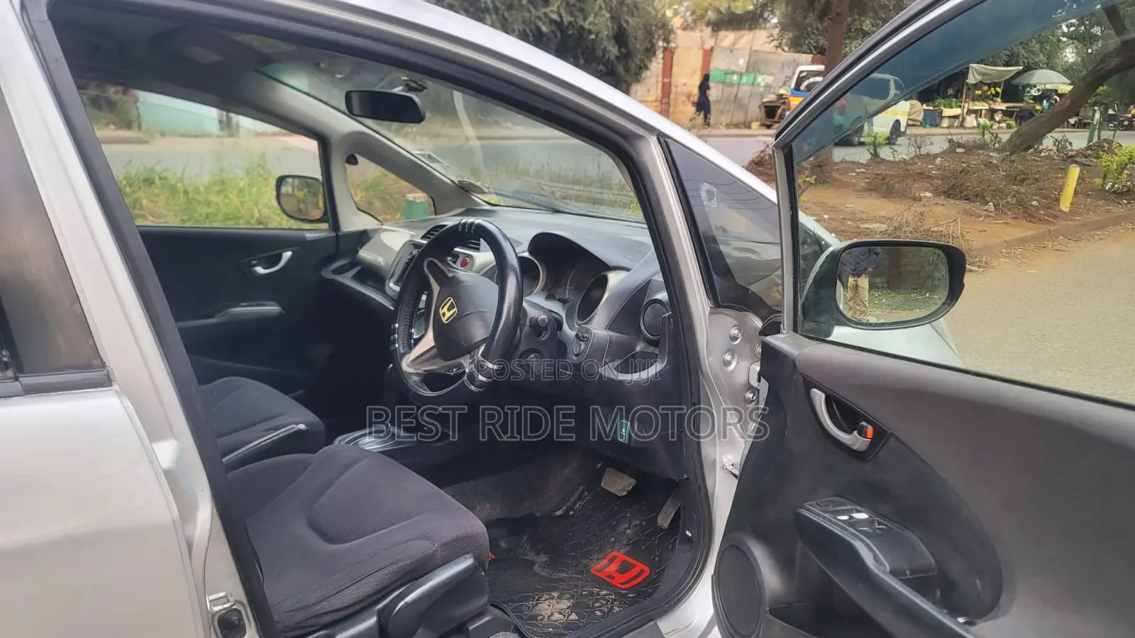 Honda Fit 2012 Silver