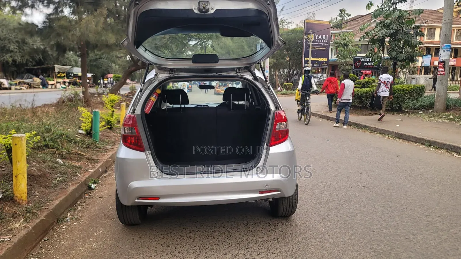 Honda Fit 2012 Silver