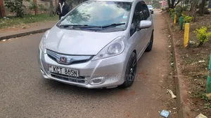 Honda Fit 2012 Silver