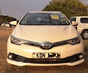 Toyota Auris 2017 White