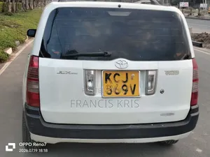 Toyota Succeed 2010 Off white