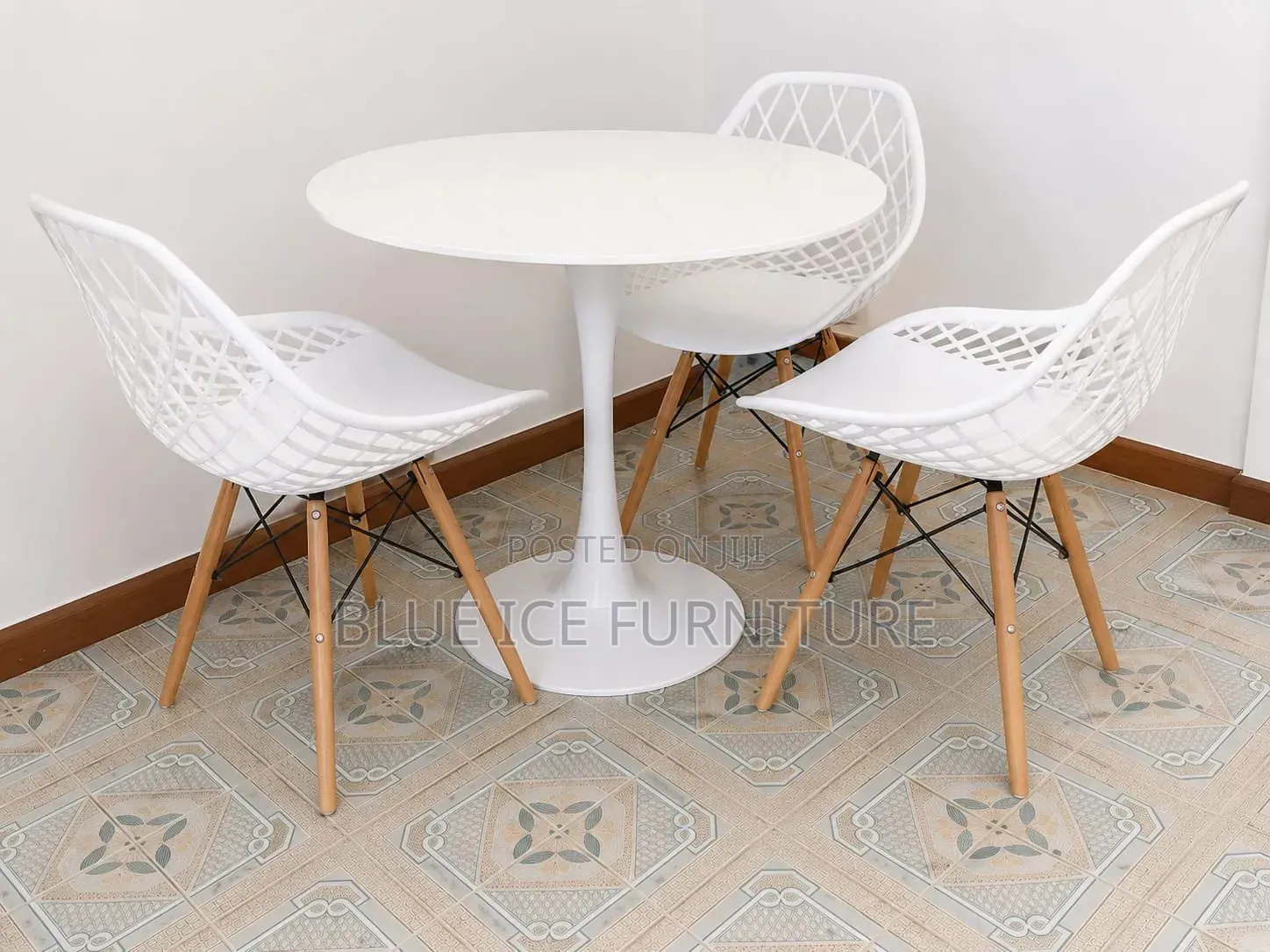 Modern 3 Seater Round Dining Table Set
