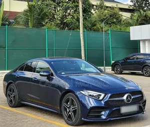 Mercedes-Benz CLS 2019 Blue