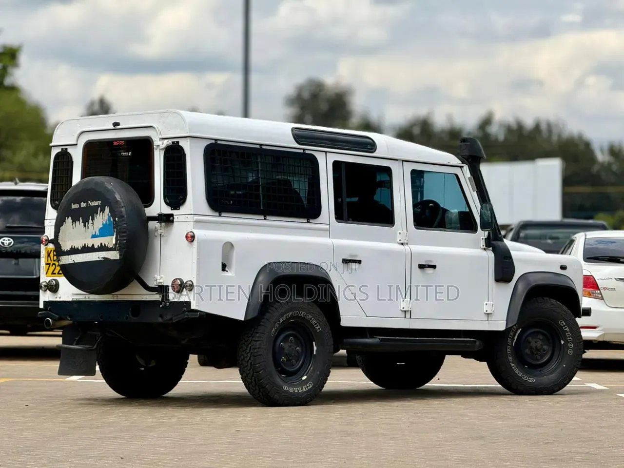 Land Rover Defender 2012 White