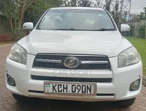 Toyota RAV4 2009 White