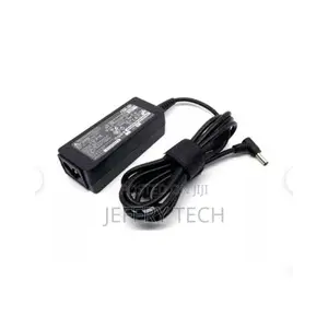 ASUS Small-Bout 19V 1.75A Charger (40135) - Black