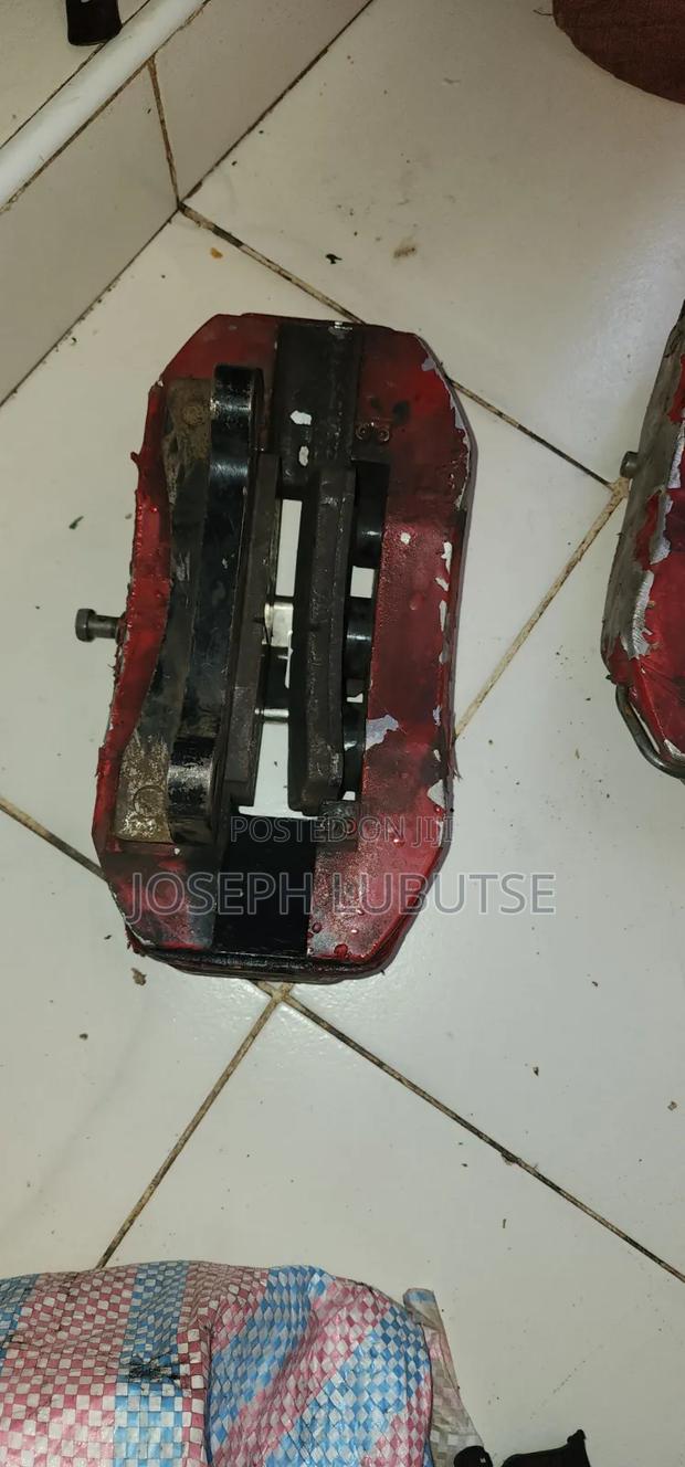 Brembo 6 Pot - thumbnail 5