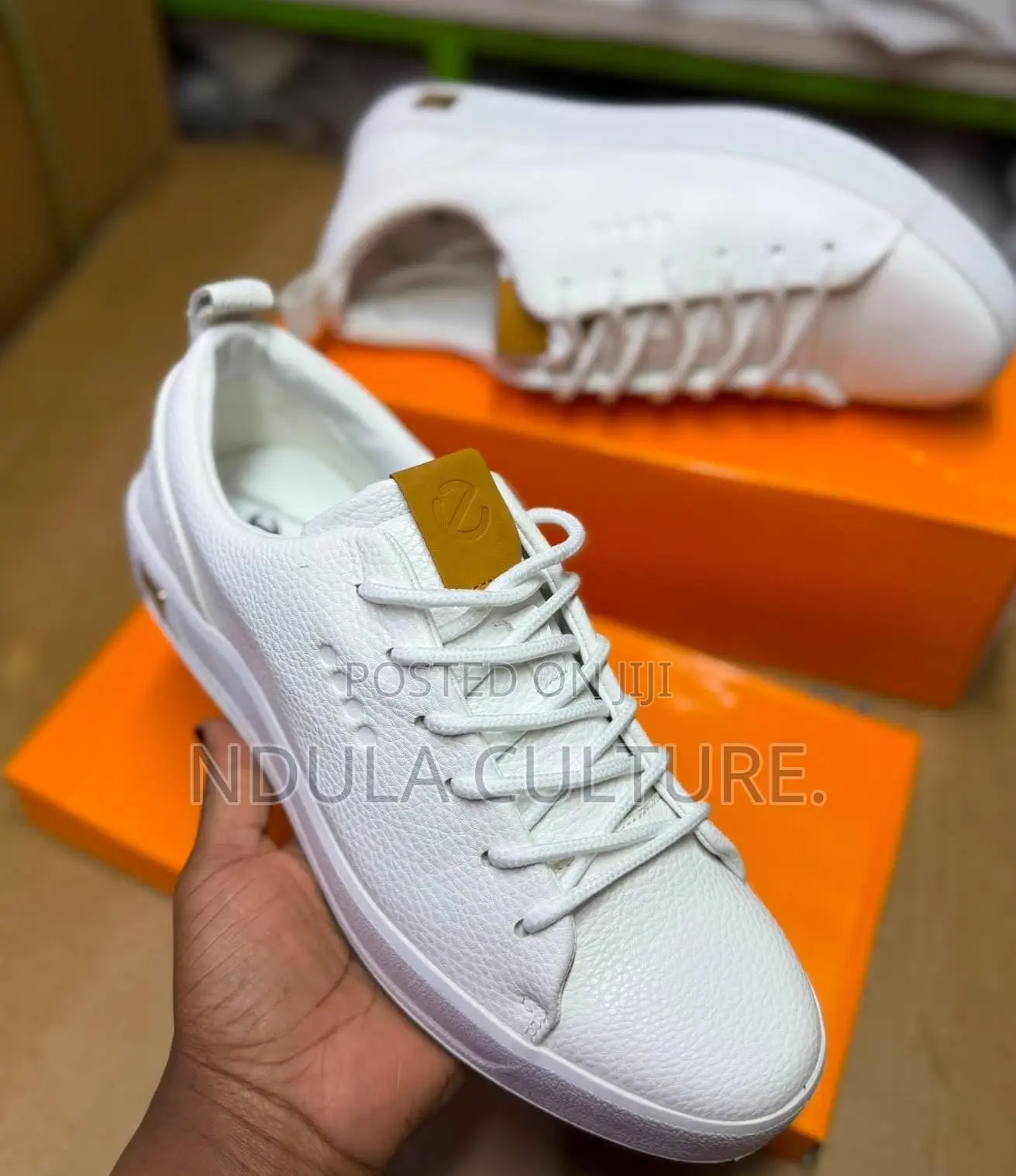 Ecco Casual