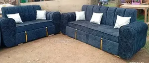 7 Seater Curved, Paris Black , Inbuilt Hd Coussions, With Golden Ribon