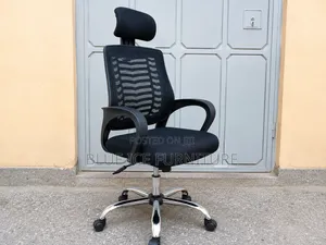 Modern Office Swivel Chair - Durable and Strong
