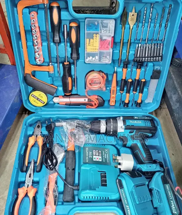 Makita Rechargeable Drill Set 21v