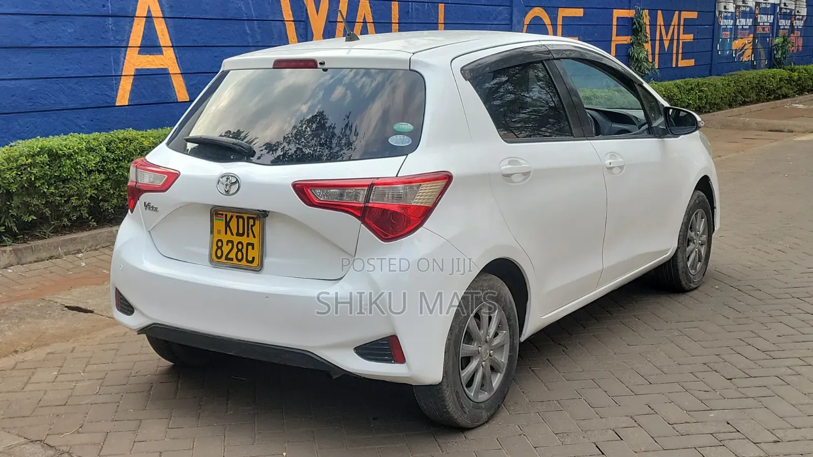 Toyota Vitz 2017 White