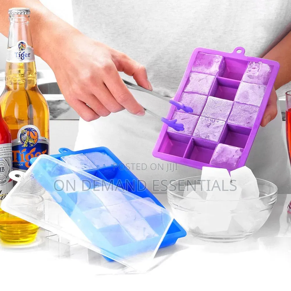 Silicone Ice Cube Tray With Lid