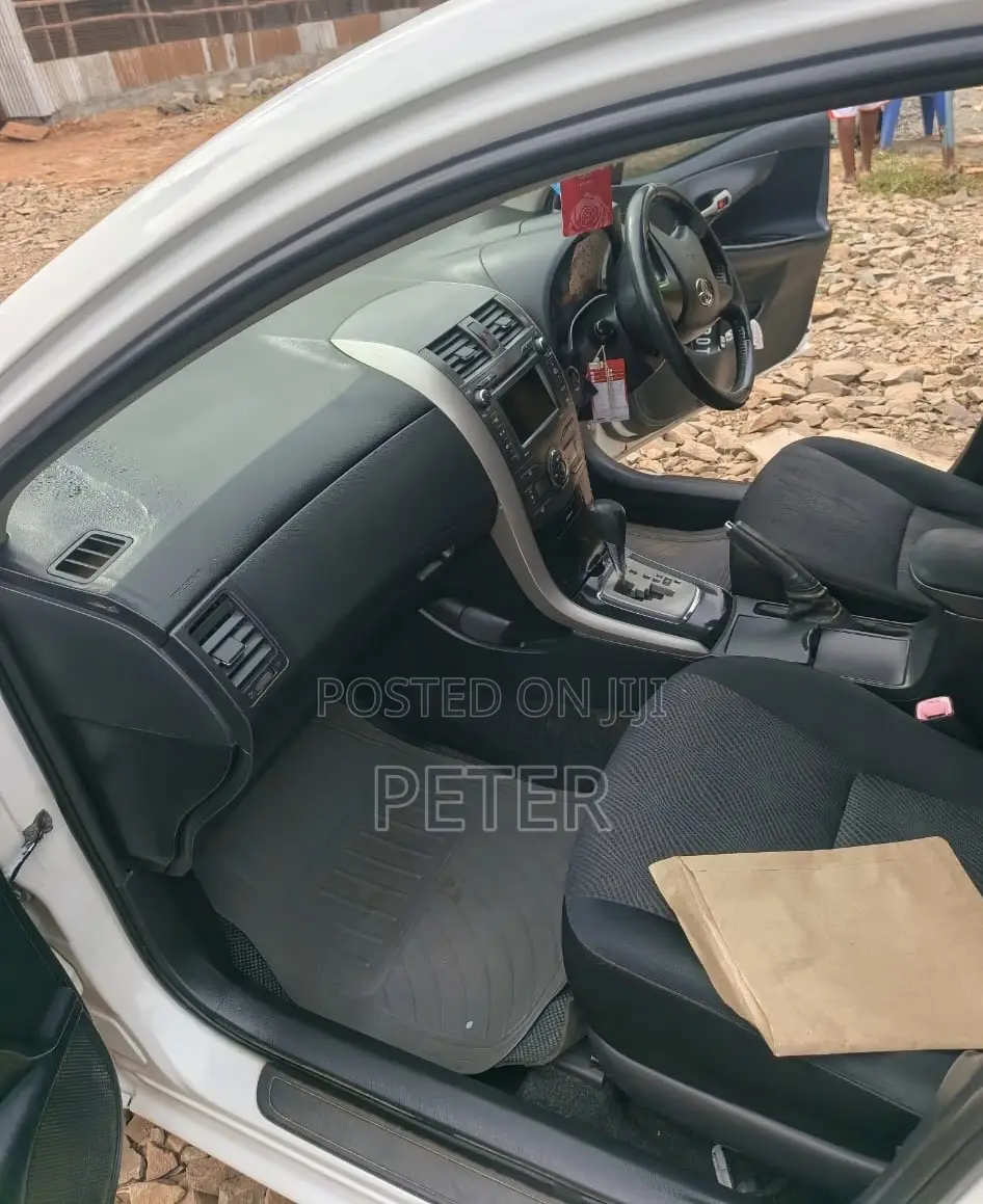 Toyota Corolla Fielder 2009 White