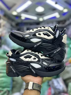 Raf Simons. “ Runner“
Quality Leather Sneakers
Full Boxed