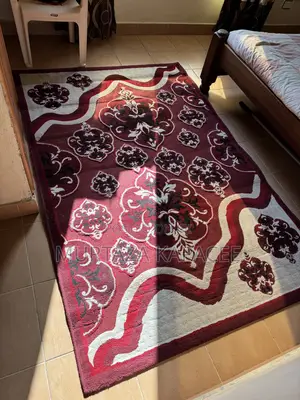 Carpet 8ft by 5ft