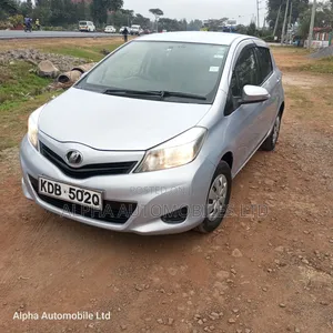 Toyota Vitz 2013 White