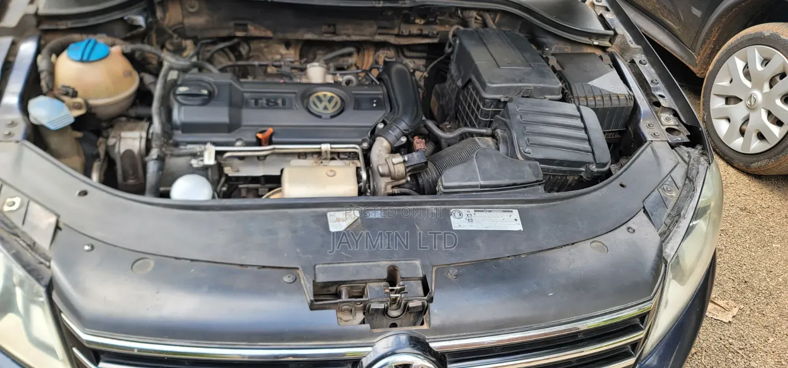 Volkswagen Passat 2012 Blue