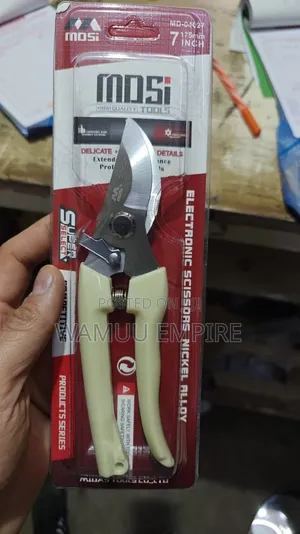 Gardening Bypass Pruning Shears