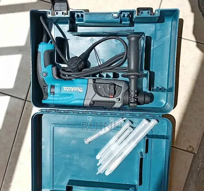 Makita 800W 26mm Rotary Hammer Drill/ Concrete Masonry Drill Machine