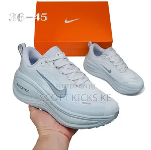 Nike Vomero Plus High Quality
